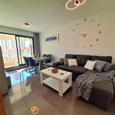 Luxury Boutique Torresol, Free Parking, Wi-fi, Pool, Apartment